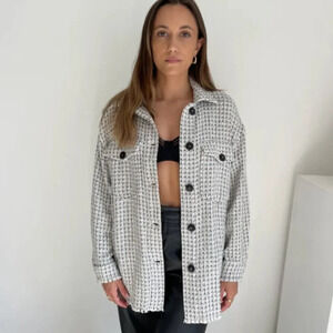 Zara Textured Weave Fringe Hem Overshirt Shacket Jacket White Black Sz Medium